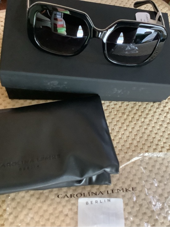 Women\'s Square Sunglasses with Black Frame and Leopard by Carolina Lemke main image 3